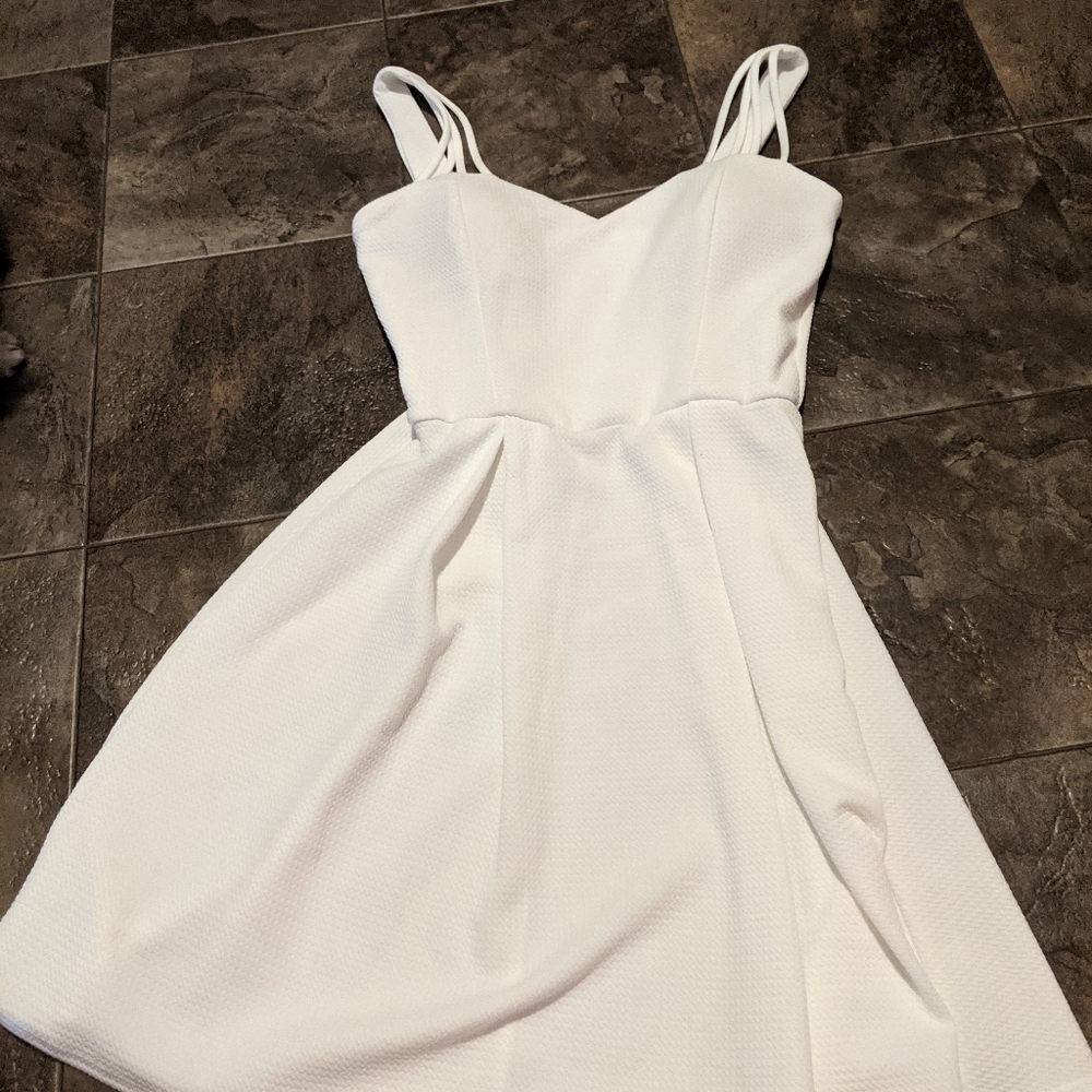 White fitted minidress